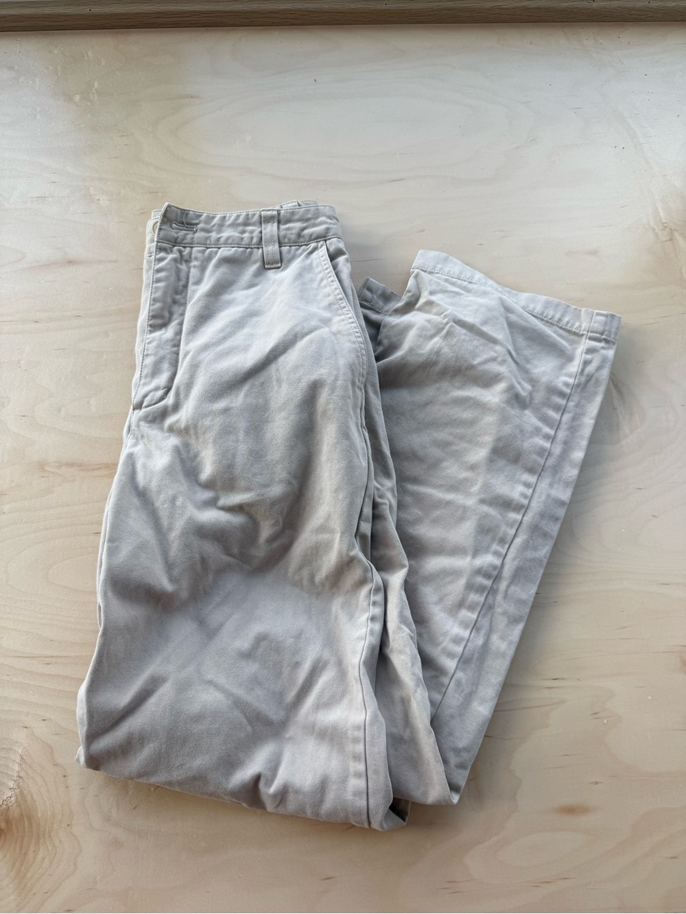 Aritzia Sunday best beige jeans never worn brand new. Size small